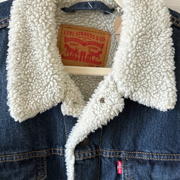 Levi’s Denim Sherpa Trucker Jacket, Dark Blue, Size XL - Picture 10 of 16